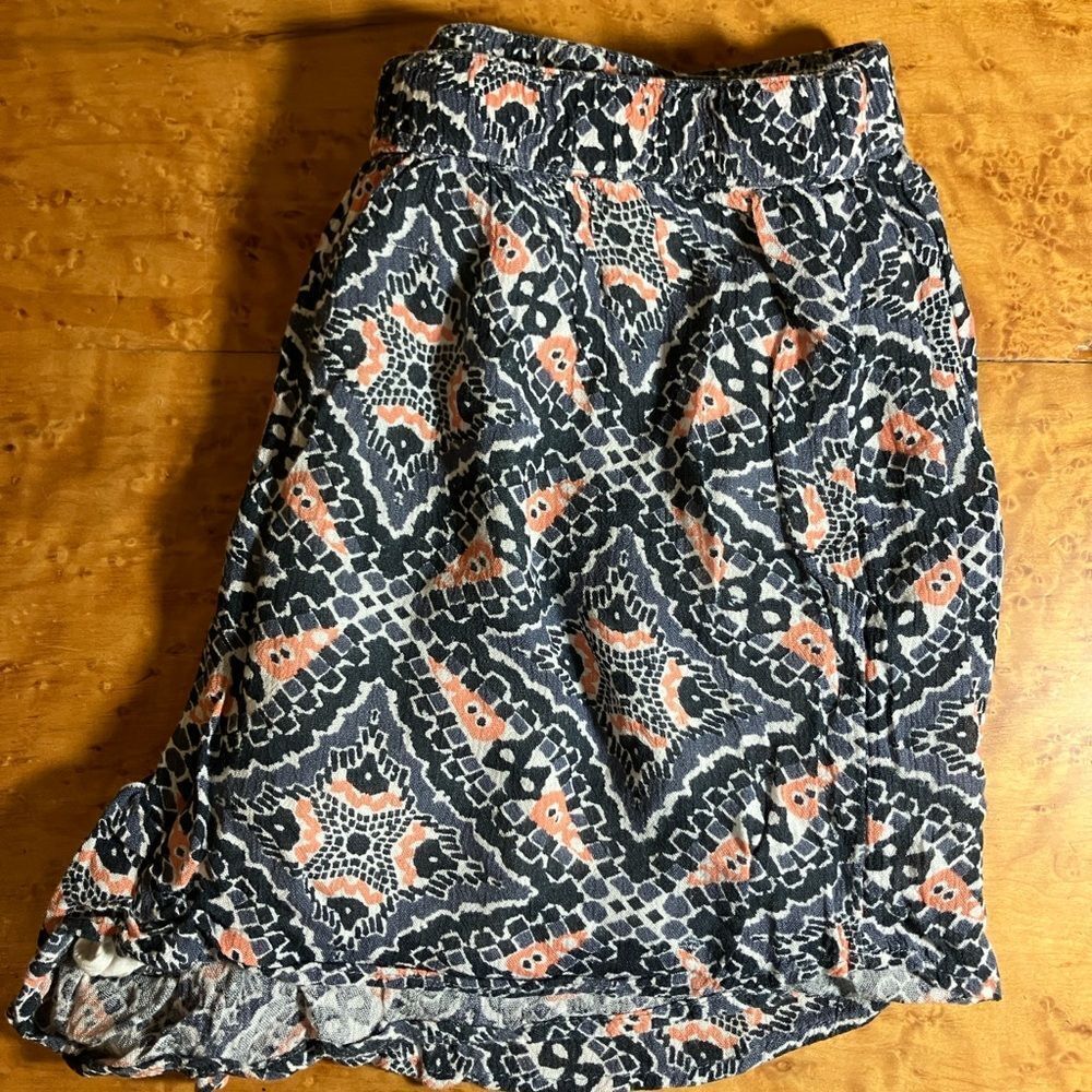 Abercrombie & Fitch lined shorts, short inseam, excellent condition, size small